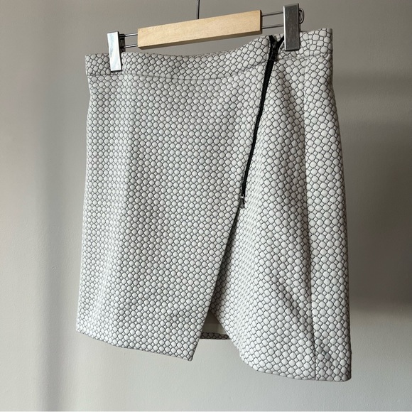 Alice Hope Mini Skirt - Picture 7 of 11